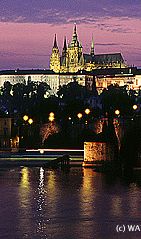 晩秋のプラハ -中世を訪ねる旅-